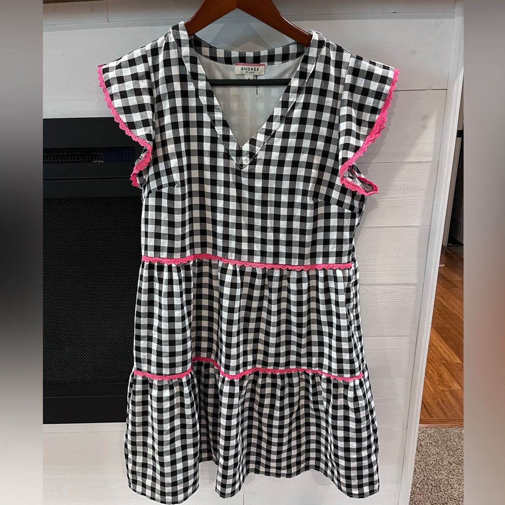 Andree by Unit Black & White Gingham Dress Size Small. 1075